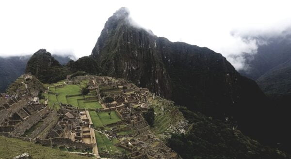 MACHU PICCHU – CITY TOUR – MARAS Y MORAY – MOUNTAIN OF COLORS – ABODE OF THE GODS (7 days)